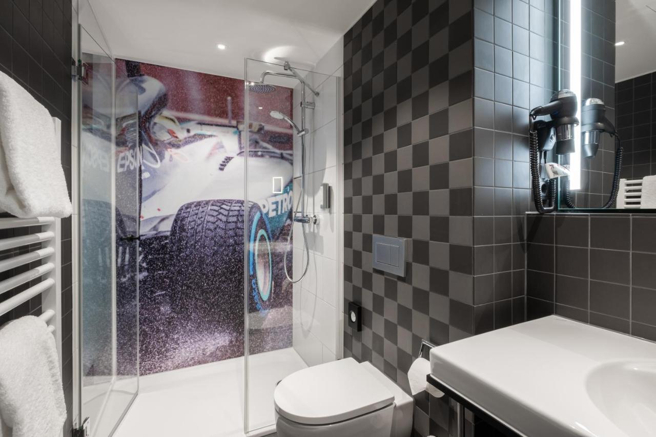 V8 Hotel Koeln At Motorworld Ngoại thất bức ảnh