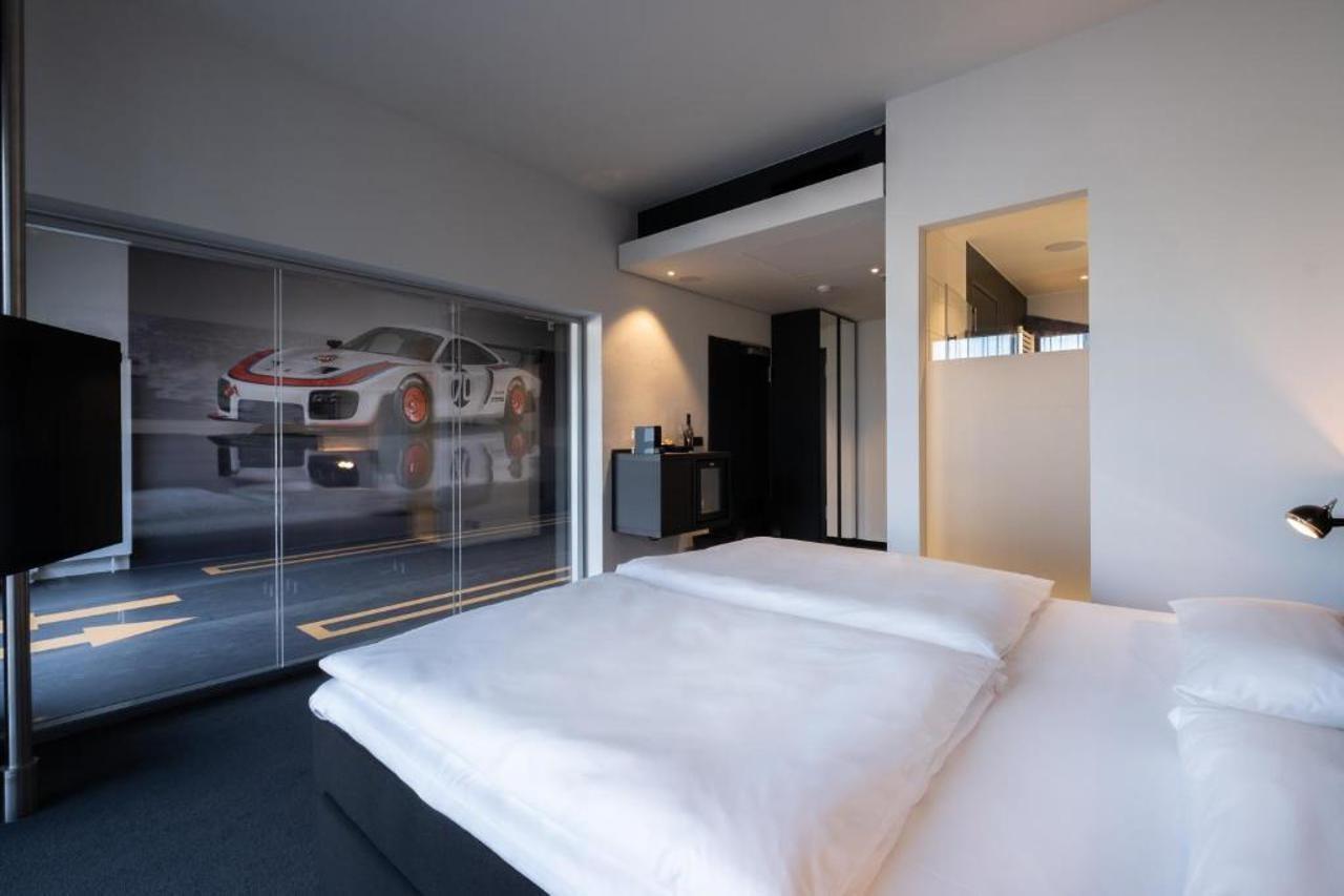 V8 Hotel Koeln At Motorworld Ngoại thất bức ảnh