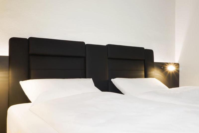 V8 Hotel Koeln At Motorworld Ngoại thất bức ảnh
